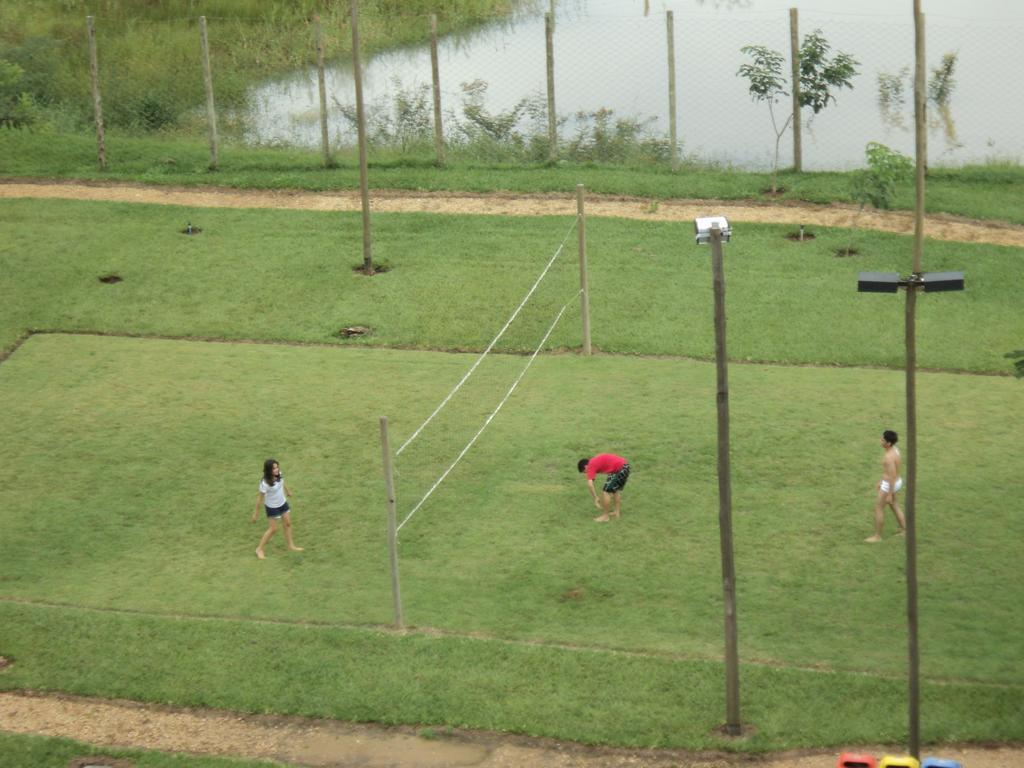 Apartamento Pontal Do Lago Caldas Novas Exteriér fotografie