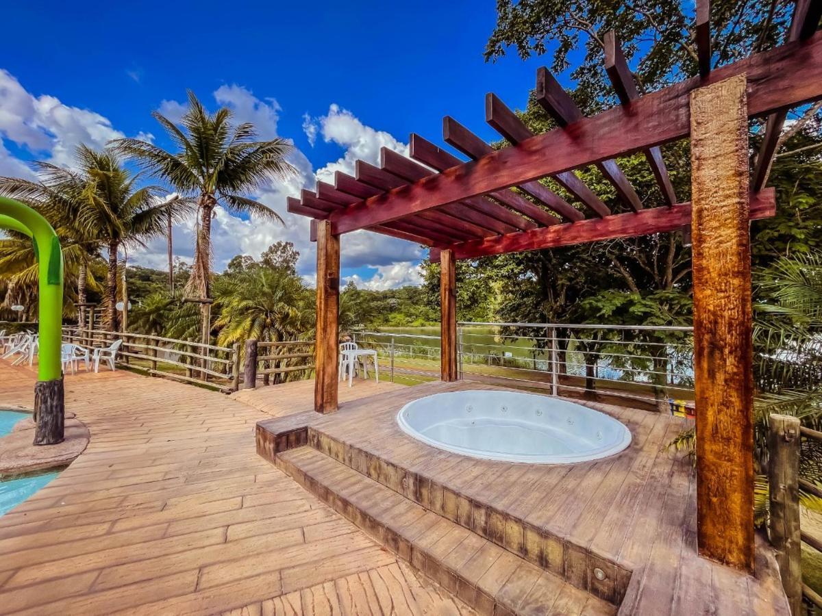 Apartamento Pontal Do Lago Caldas Novas Exteriér fotografie